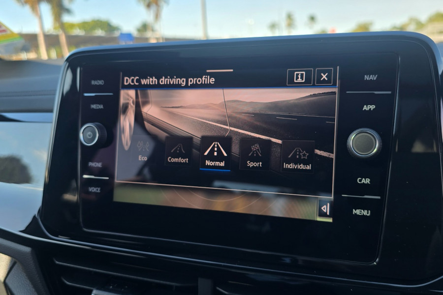 2024 MY25 Volkswagen T-Roc D11 140TSI R-Line SUV Image 12