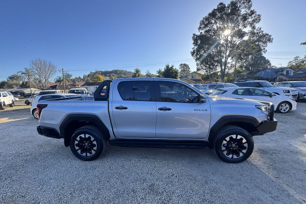 2025 Toyota HiLux GUN126R SR5 Ute Image 21