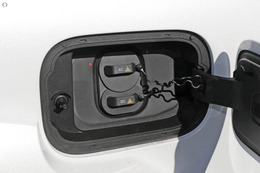 2026 GWM Cannon Alpha P05 Lux PHEV Ute Image 14