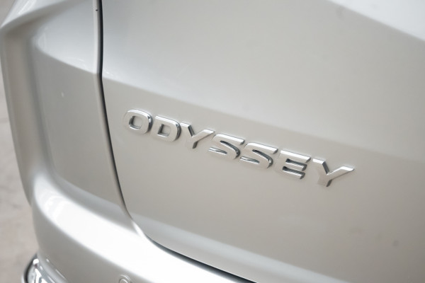 2018 Honda Odyssey 5th Gen VTi-L SUV Image 18