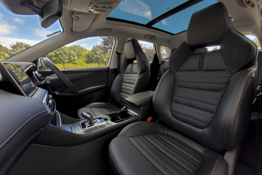 2023 MG HS PHEV Essence Plug-In Hybrid SUV Image 12