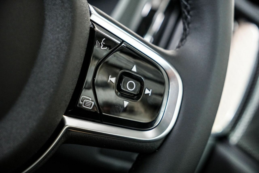 2025 MY26 Volvo XC60 UZ Plus T8 Plug-in Hybrid Dark SUV Image 14