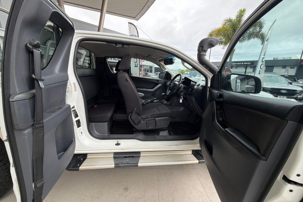 2016 Mazda BT-50 UR0YG1 Turbo XT Cab Chassis Image 11