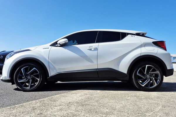 2023 Toyota C-HR ZYX10R Koba SUV Image 28