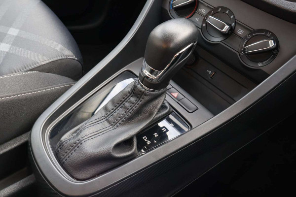 2021 MG MG3 SZP1 Core Hatch Image 16