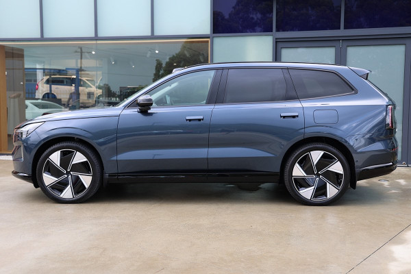 2025 Volvo EX90 No Series Ultra Twin Motor Performance SUV Image 4