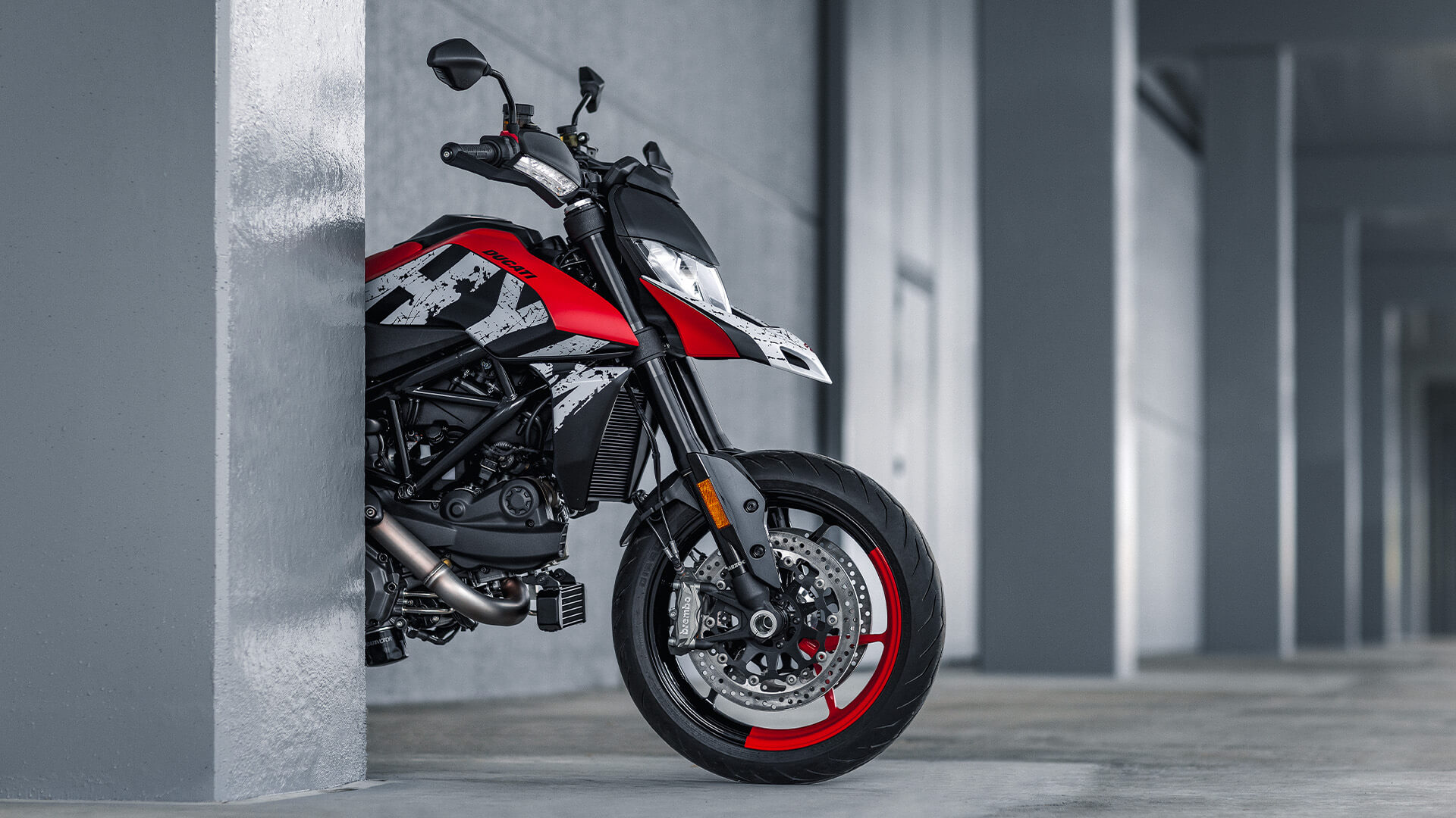 New Ducati Hypermotard 950 RVE Image