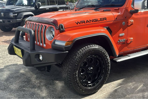2018 Jeep Wrangler JK Overland SUV Image 10