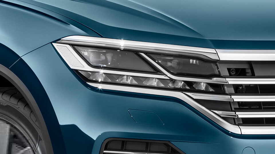 IQ. Light Matrix LED Headlights Image