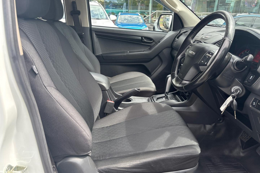 2018 Isuzu D-MAX  SX High Ride Ute Image 12