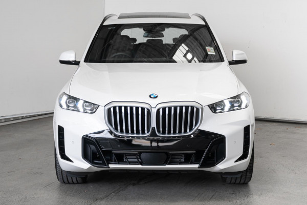 2025 BMW X5 G05 LCI xDrive30d M Sport SUV image 4