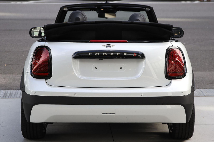 2026 MINI Cooper F67 S Favoured Convertible