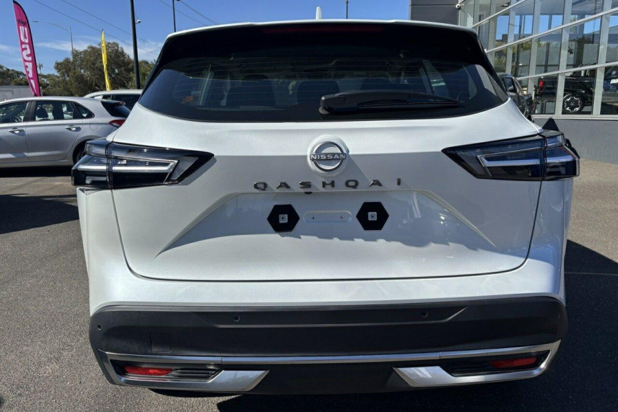 2025 Nissan QASHQAI J12 ST SUV Image 6