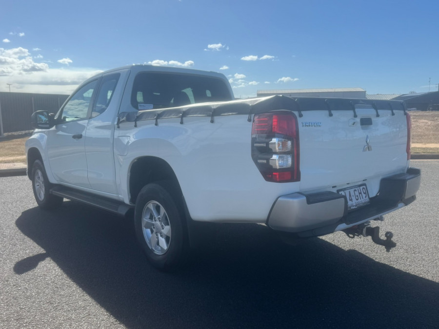 2022 MY23 Mitsubishi Triton MR GLX+ Ute Image 5