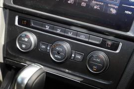 2018 Volkswagen Golf 7.5 MY19 110TSI Comfortline Hatchback