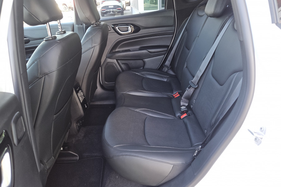 2023 Jeep Compass M6 S-Limited SUV Image 15