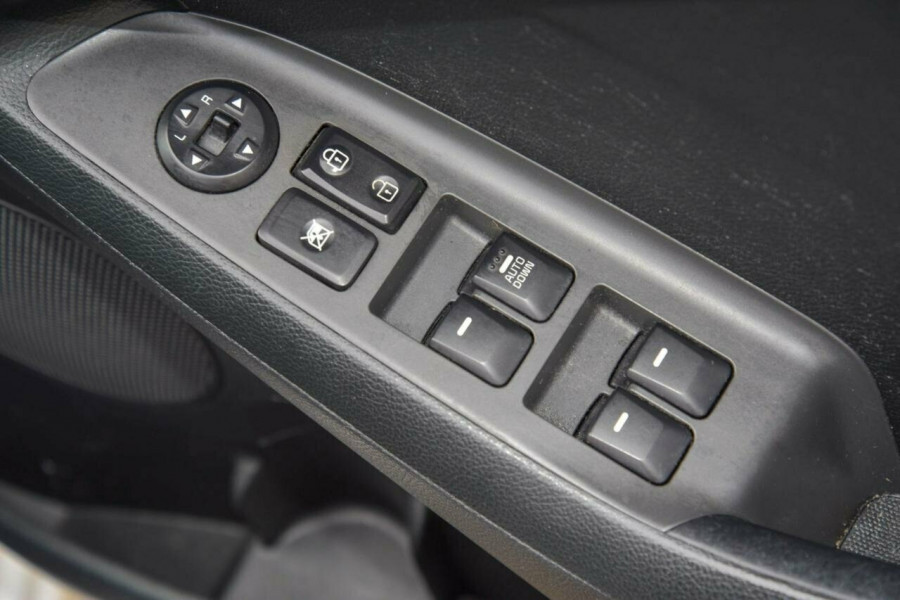 2017 MY18 Kia Cerato YD S Sedan Image 7