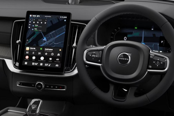 2026 Volvo XC90 L Series Ultra B5 Dark SUV Image 9