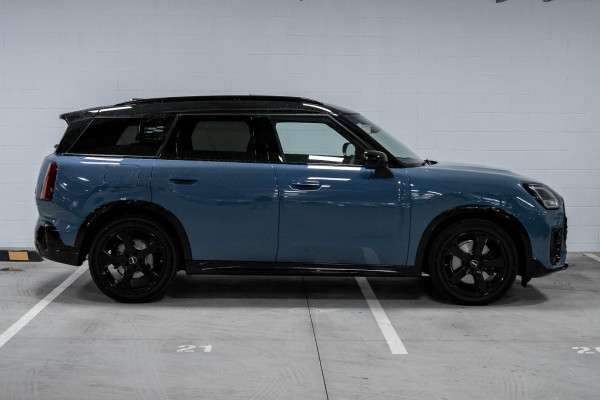 2026 MINI Countryman U25 S JCW Sport SUV image 3