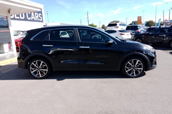 2021 Kia Niro DE Hybrid Sport SUV Image 7