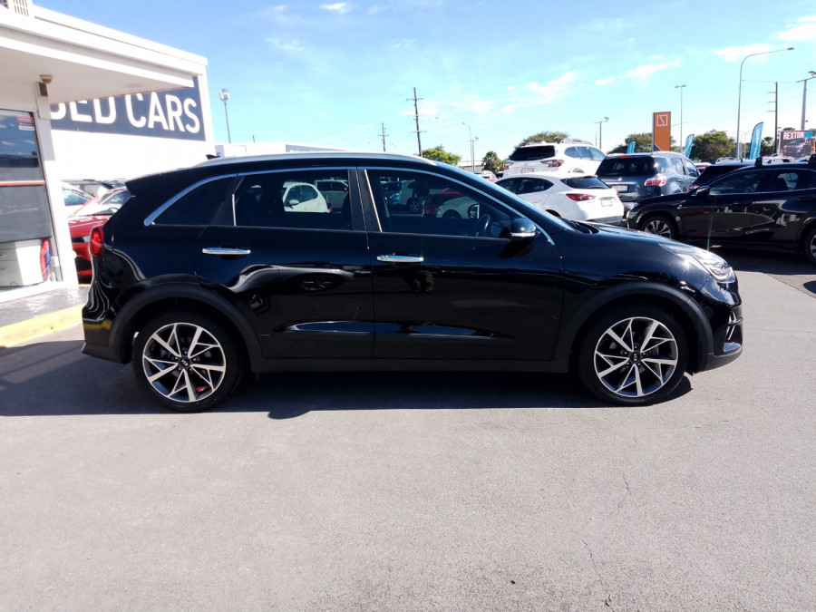 2021 Kia Niro DE Hybrid Sport SUV Image 7