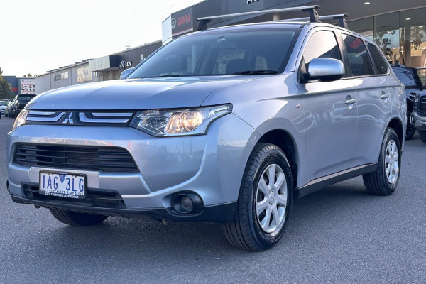 2012 MY13 Mitsubishi Outlander ZJ ES SUV Image 7