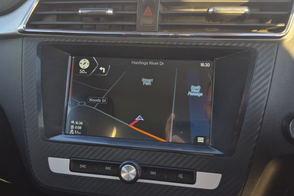 2021 MG ZS AZS1 Essence SUV Image 14
