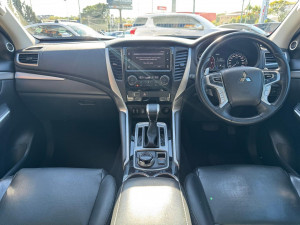2017 Mitsubishi Pajero Sport QE Exceed SUV