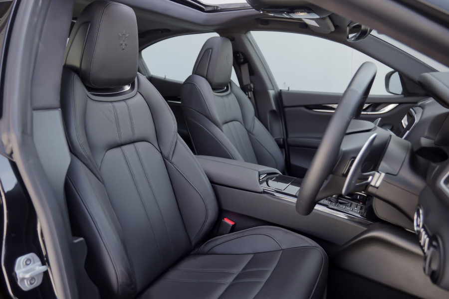 2022 Maserati Ghibli M157 Modena Sedan Image 15