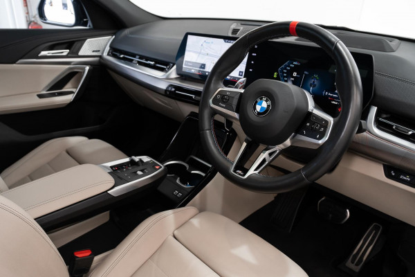 2024 BMW X2 U10 M35i xDrive SUV image 6