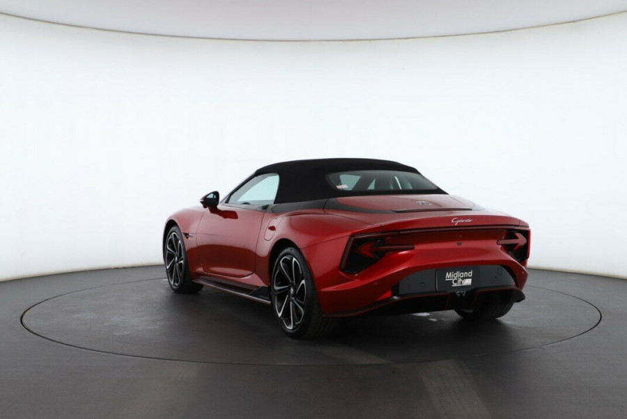2024 MY24.5 MG Cyberster EC32  Convertible Image 12