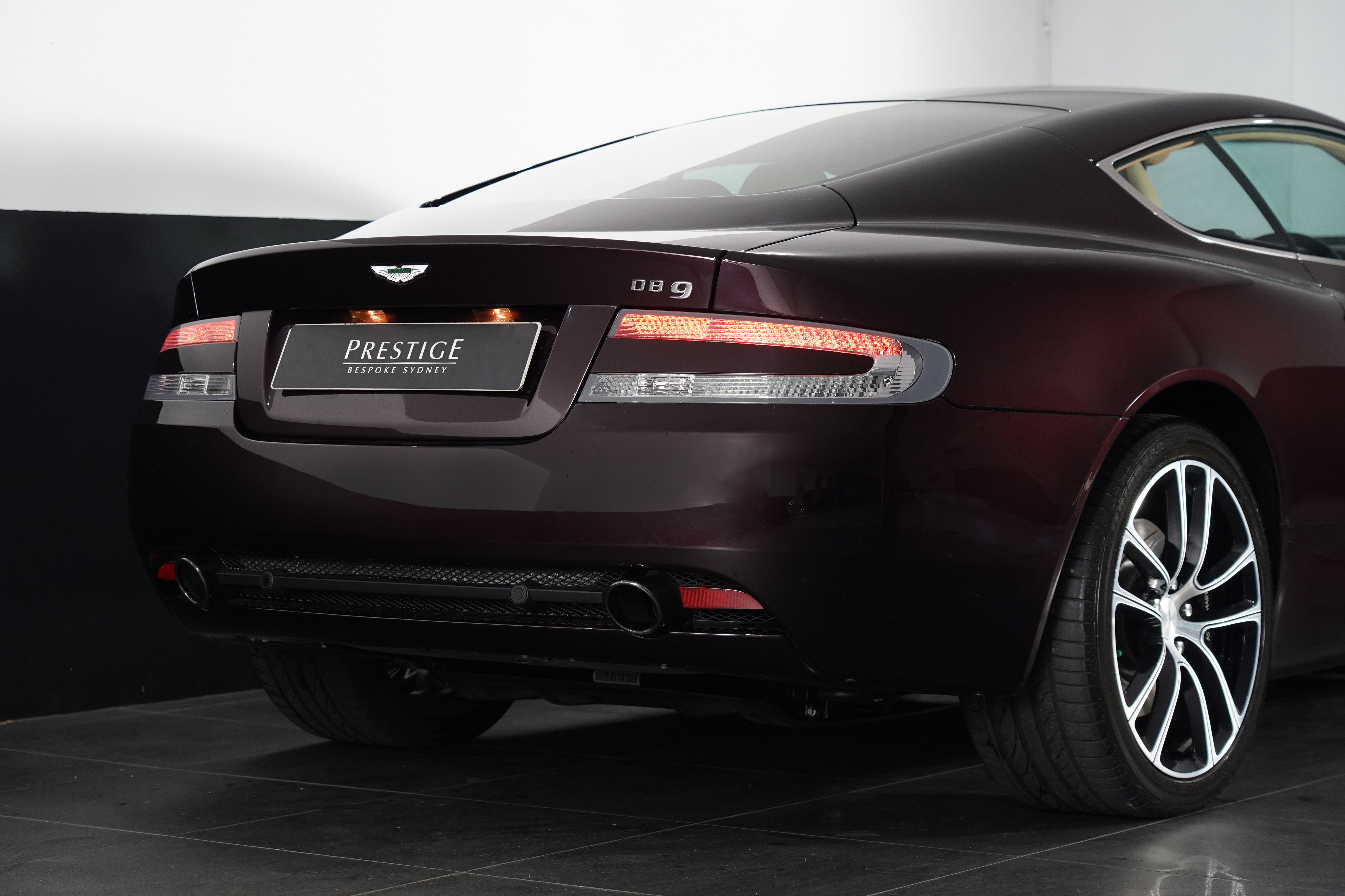 2012 Aston Martin Db9 Sport Edition Coupe Image 15