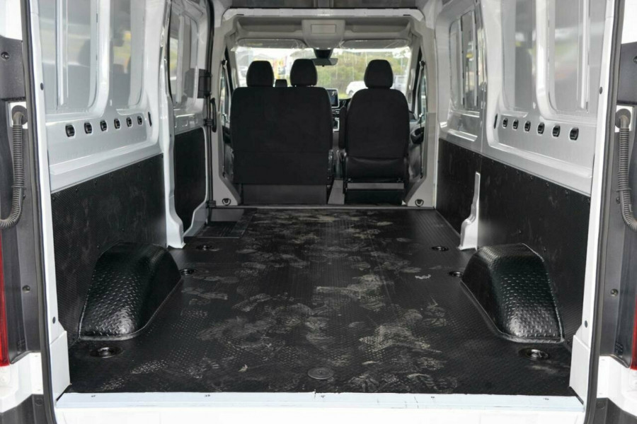 2022 MY23 LDV Deliver 9 LWB Van Van Image 10