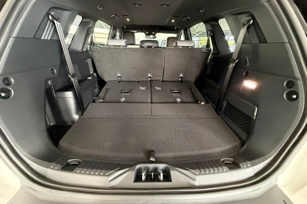 2026 MY26.5 Ford Everest UB Sport SUV Image 16