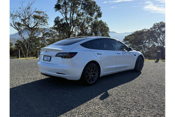 2023 Tesla Model 3  Rear-Wheel Drive Sedan Image 7