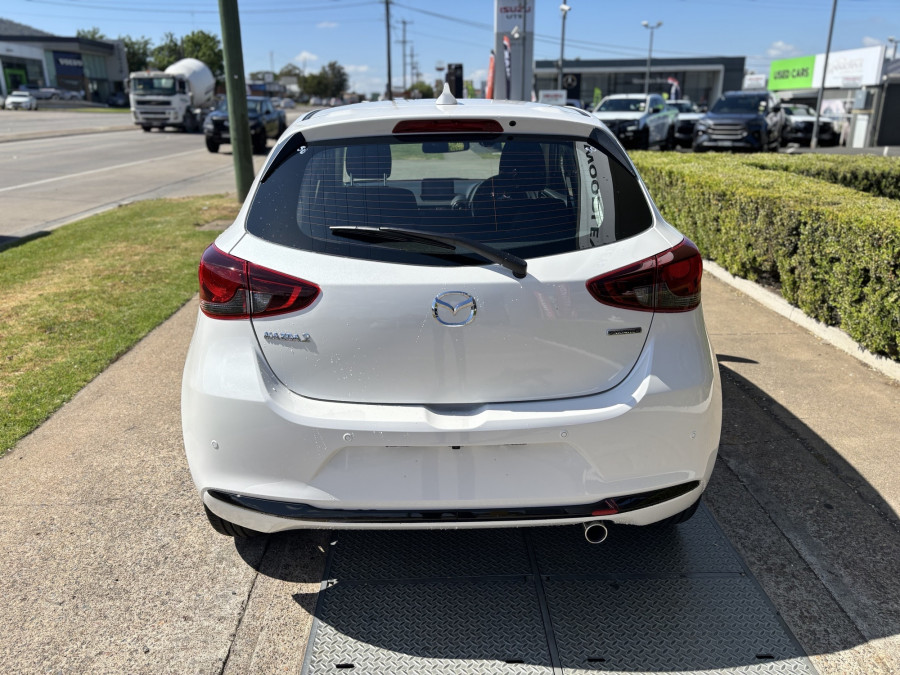 2026 MY25 Mazda 2 DJ Series G15 Evolve Hatch Image 4
