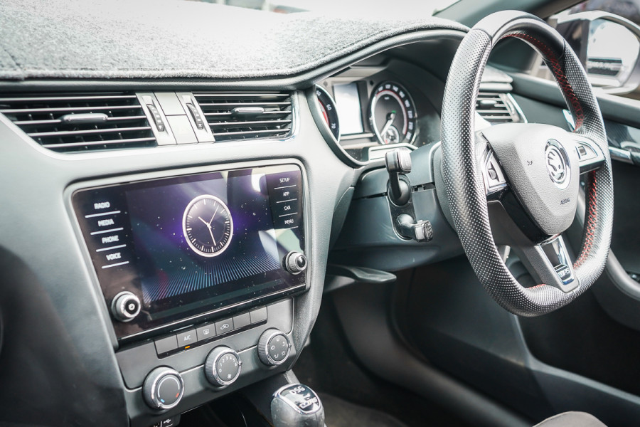 2019 Skoda Octavia NE RS 245 Sedan Image 33