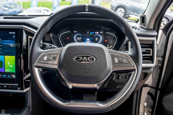 2026 JAC T9  Oasis Ute Image 9