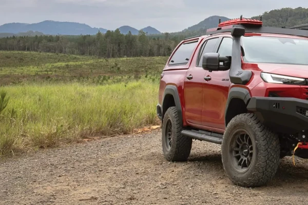 ACCESSORIES TO SUIT HILUX 26