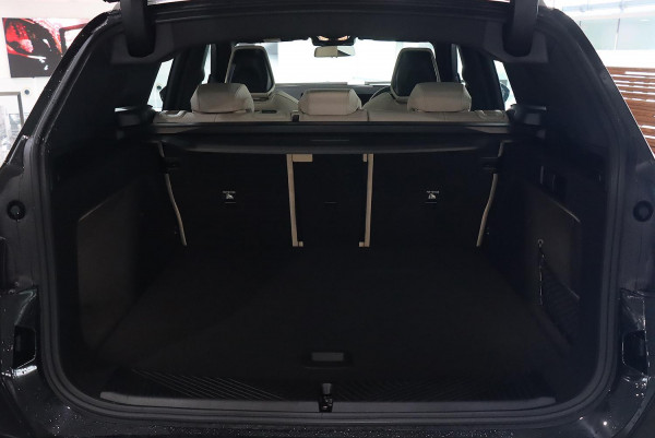 2025 BMW X3 G45 20 xDrive SUV image 8