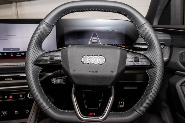 2026 MY25 Audi Q5 GU e-hybrid 270kW SUV image 10