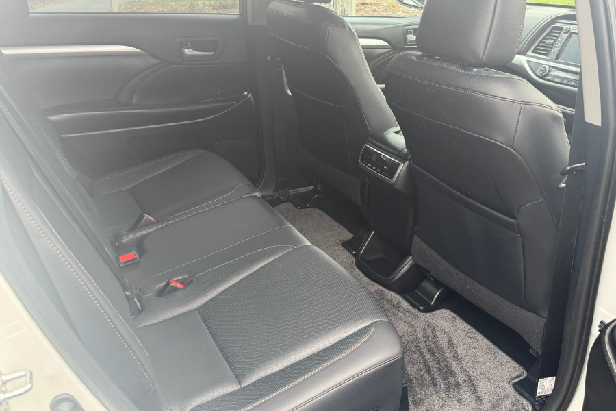 2018 Toyota Kluger GSU55R GXL SUV Image 15