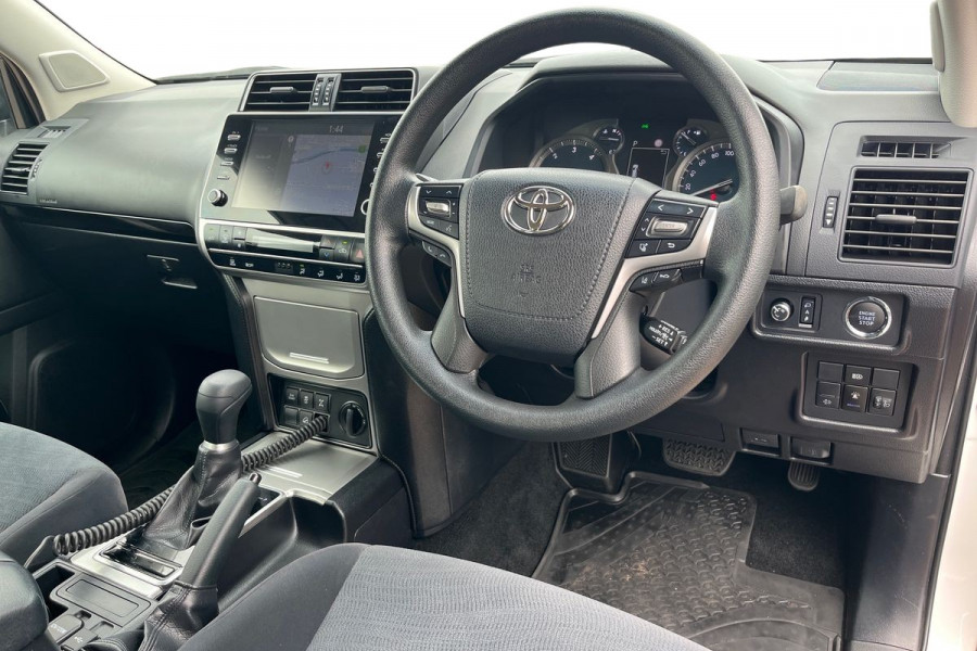2022 Toyota LandCruiser Prado GDJ150R GX SUV Image 6