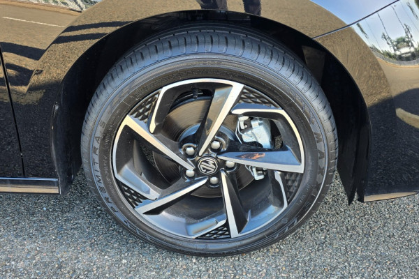 2024 MG MG5 AP32 Essence Sedan Image 5
