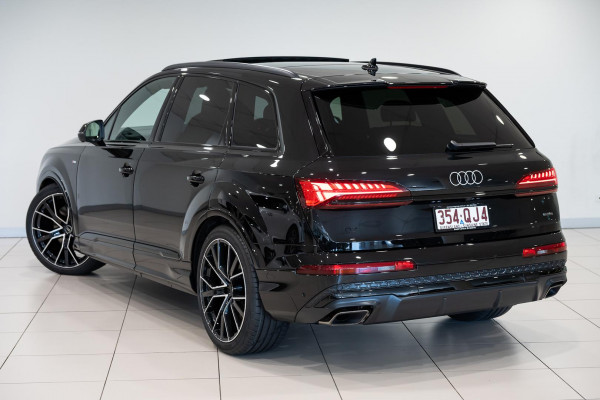2026 Audi Q7 4M TFSI 250kW S line SUV image 2