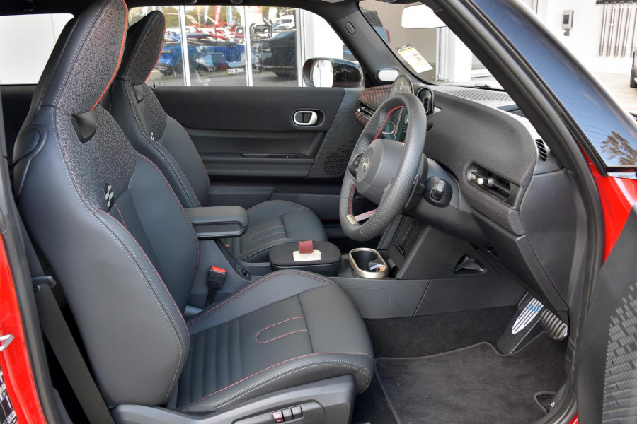 2026 MINI Cooper F66 JCW Favoured Hatch