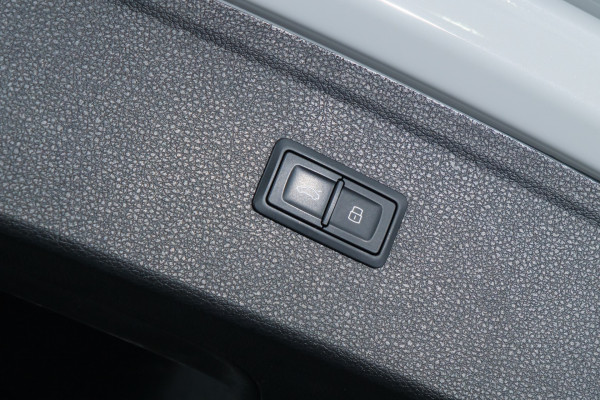2022 Audi SQ5 FY TDI SUV image 17