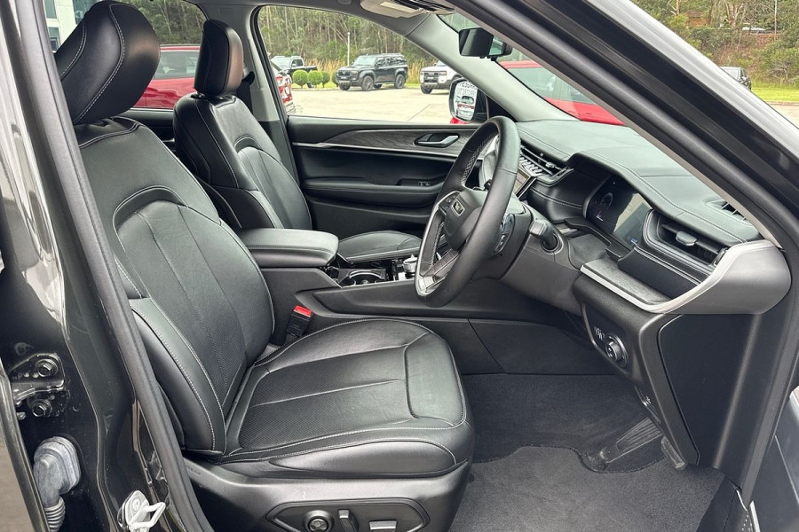 2022 Jeep Grand Cherokee WL L Limited Wagon Image 9