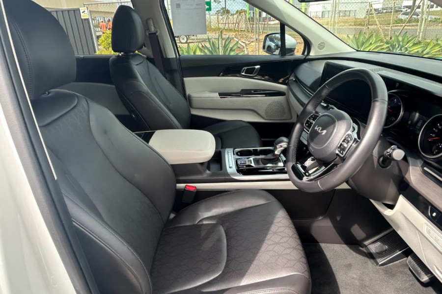 2023 Kia Carnival KA4 Special Edition SUV Image 9