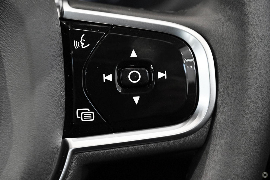 2026 Volvo XC60 UZ Ultra B5 Dark SUV Image 13